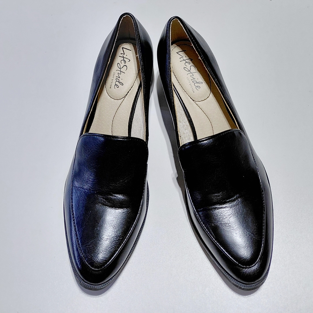 LIFESTRIDE Women's  Devyn Black Faux   Leather Pumps Size 7.5M